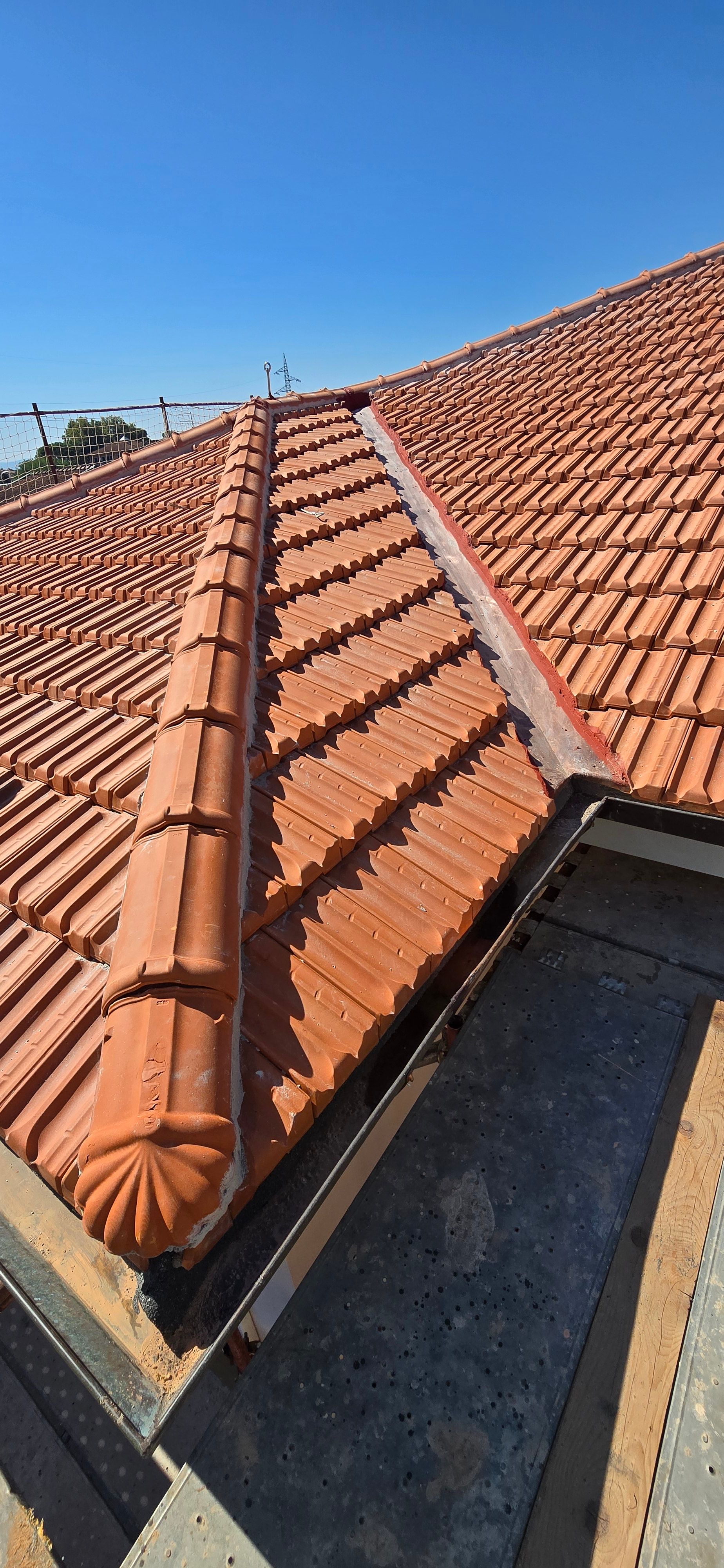 Rifacimento tetto a Pisa