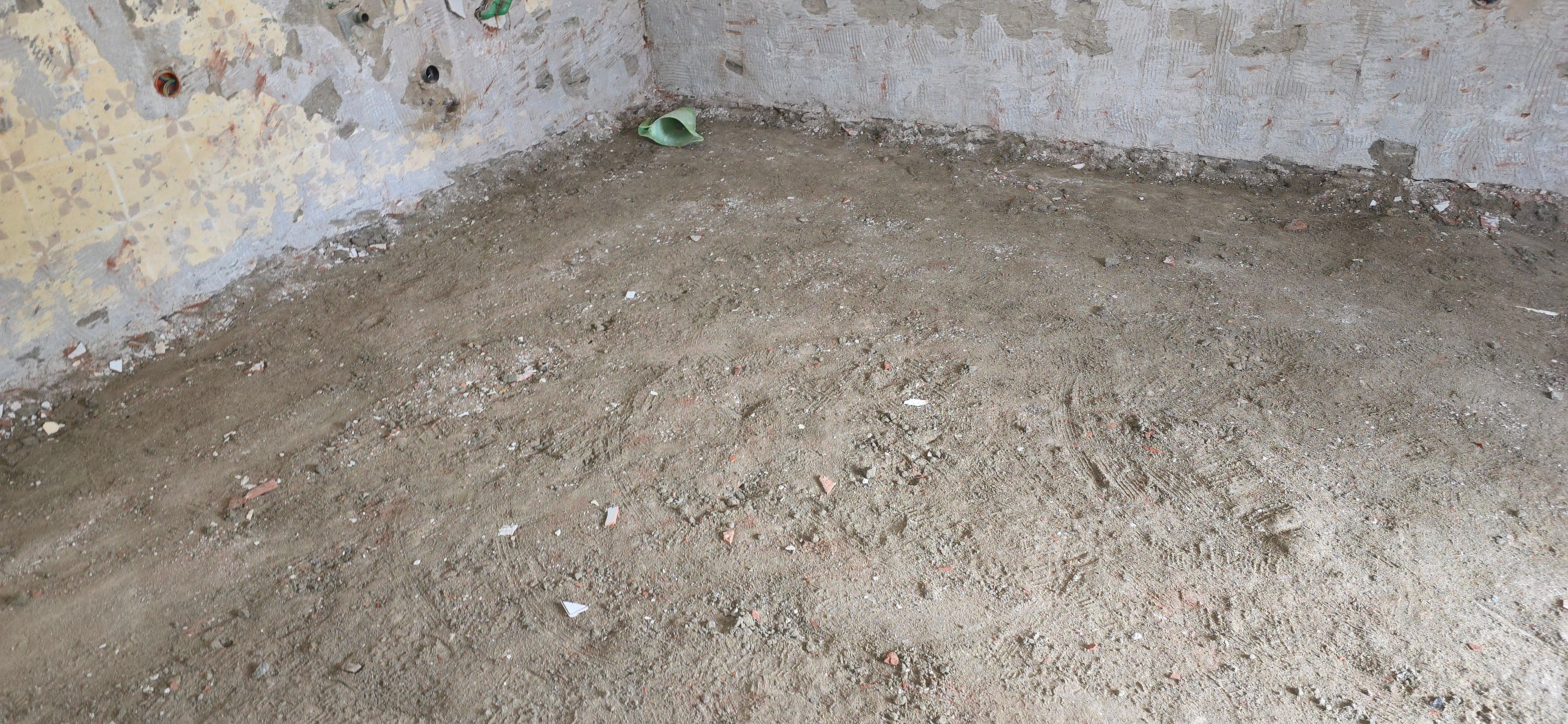 Demolizione pavimento