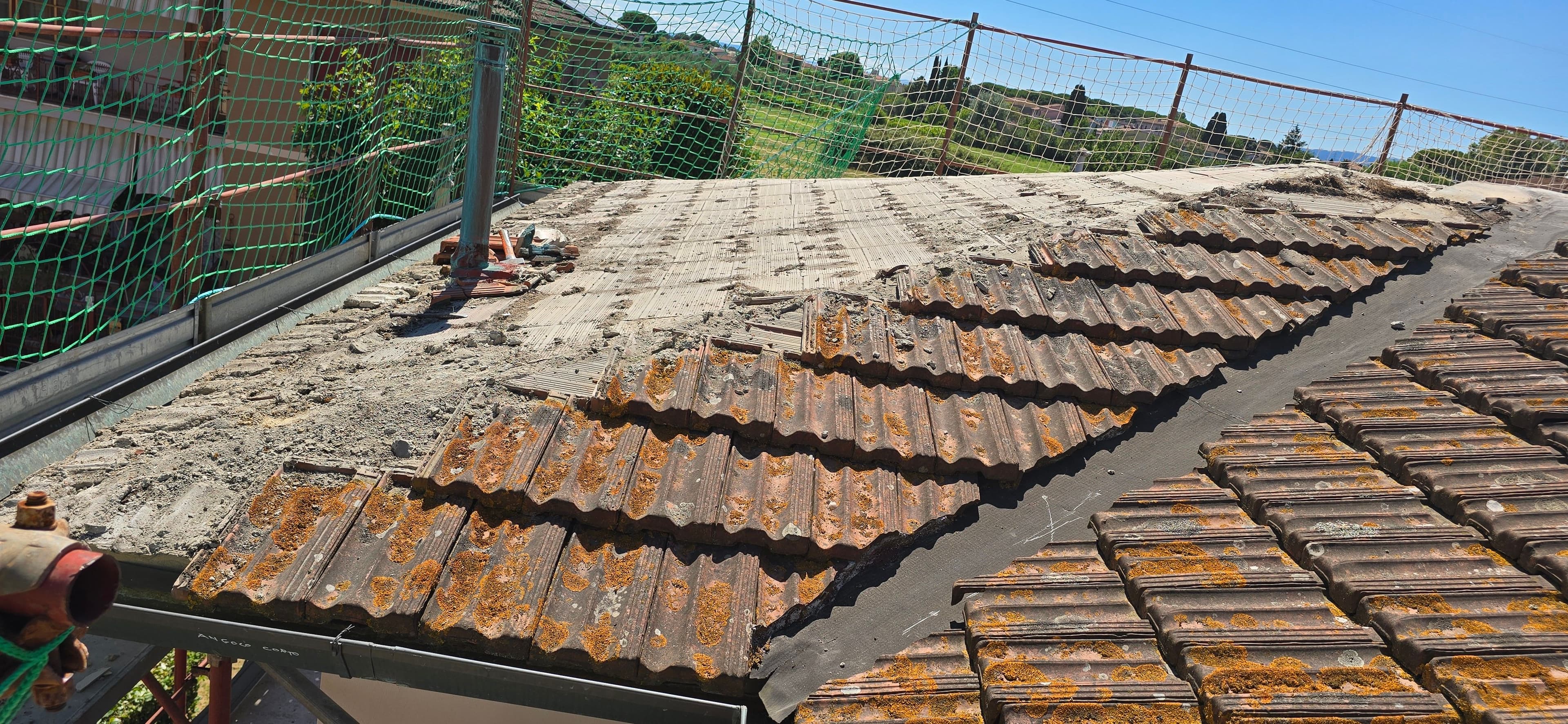 Rifacimento tetto a Pisa