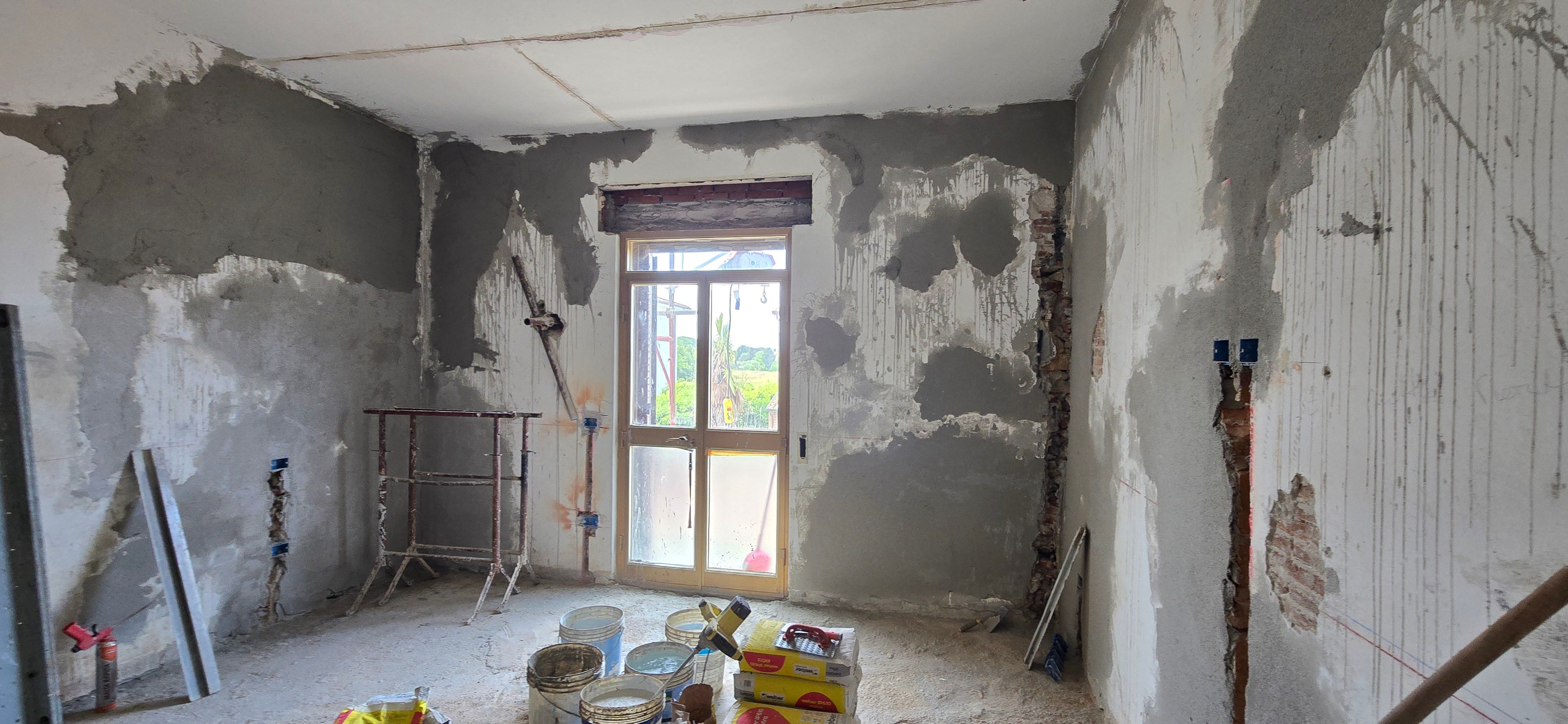 Riprese di intonaco interne