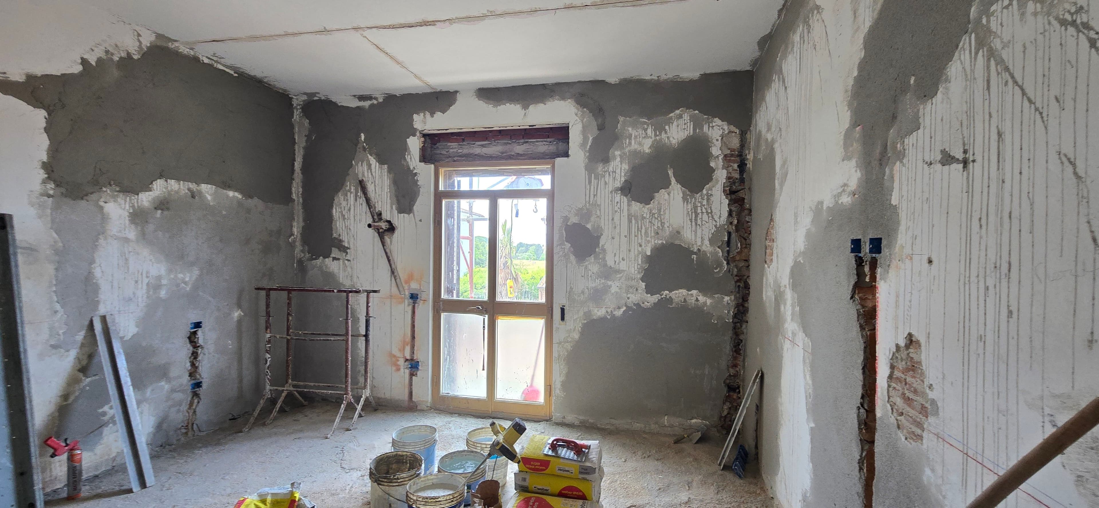 Riprese di intonaco interne